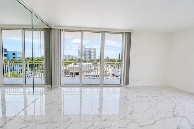 101 Briny Avenue 401, Pompano Beach, FL 33062