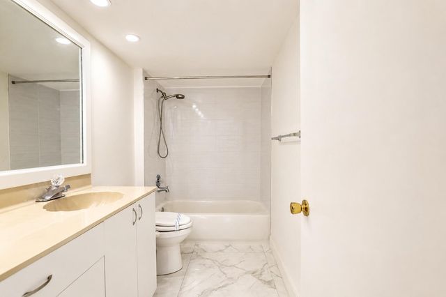 101 Briny Avenue 401, Pompano Beach, FL 33062
