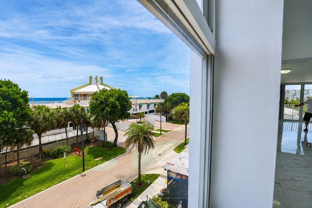 101 Briny Avenue 401, Pompano Beach, FL 33062
