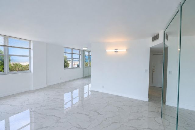 101 Briny Avenue 401, Pompano Beach, FL 33062