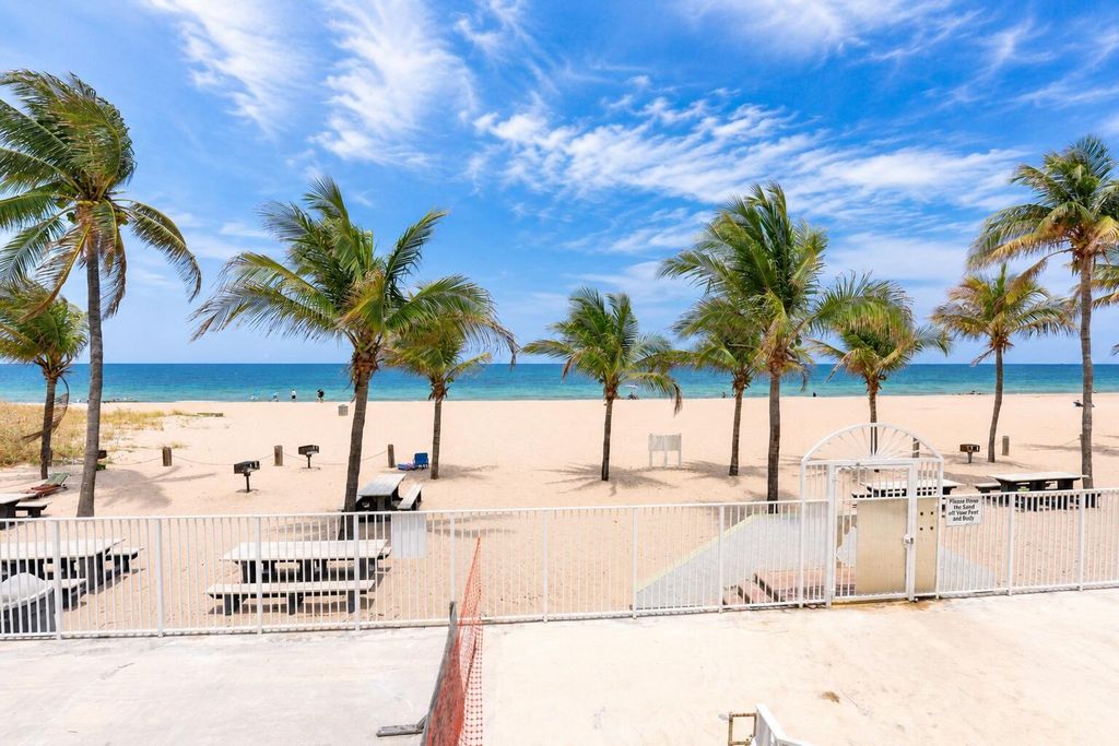 101 Briny Avenue 401, Pompano Beach, FL 33062
