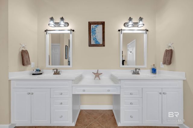 25341 Windward Lakes Avenue, Orange Beach, AL 36561