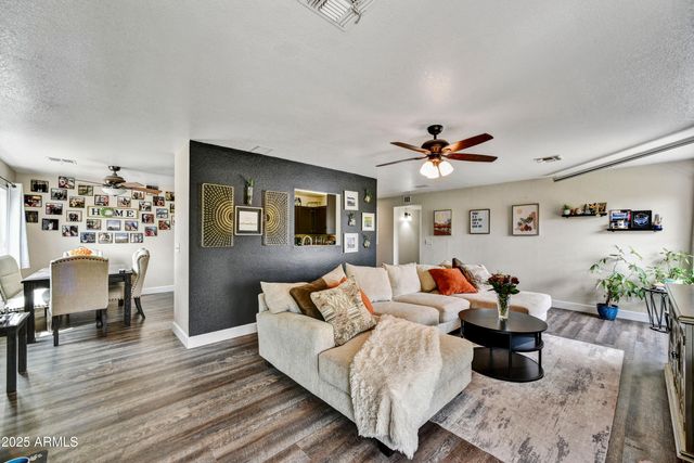 18601 N 45TH Drive, Glendale, AZ 85308