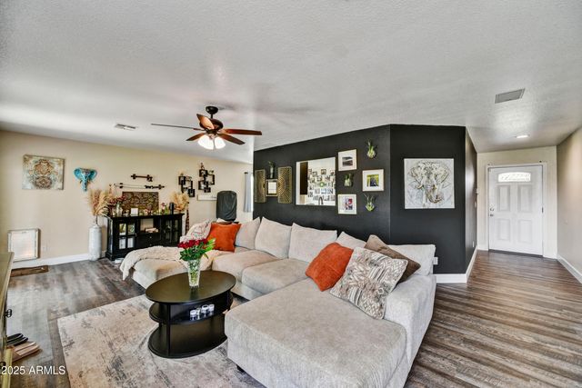 18601 N 45TH Drive, Glendale, AZ 85308