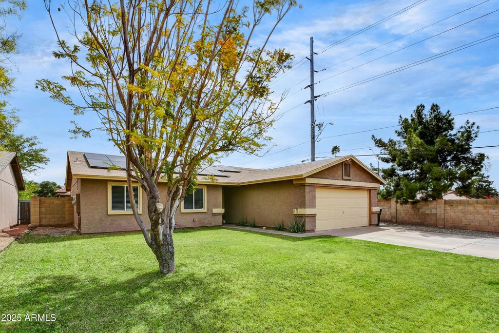 18601 N 45TH Drive, Glendale, AZ 85308