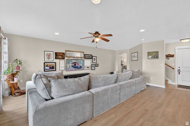 4035 E OAKLAND HILLS DR, Eagle Mountain, UT 84005