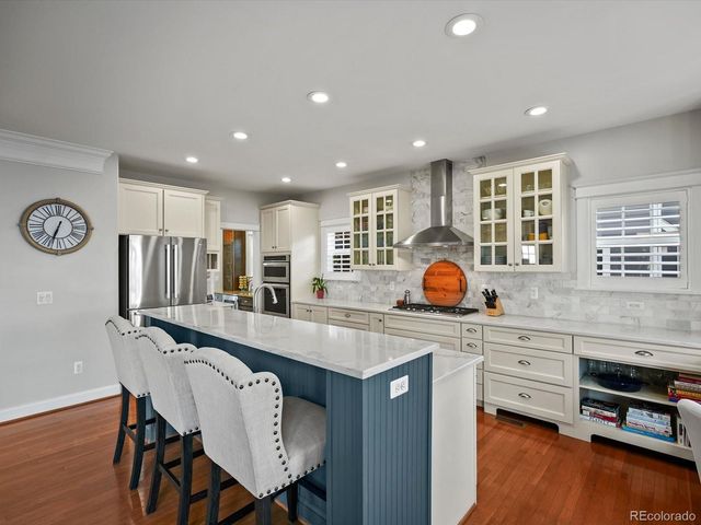 8151 E 33rd Avenue, Denver, CO 80238