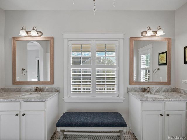 8151 E 33rd Avenue, Denver, CO 80238