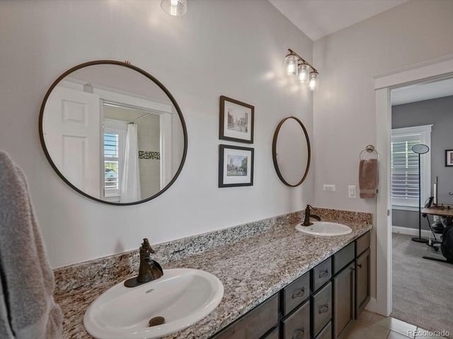 8151 E 33rd Avenue, Denver, CO 80238