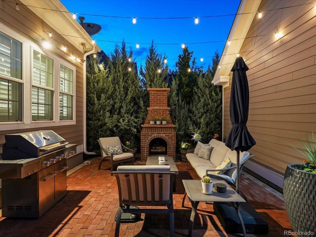8151 E 33rd Avenue, Denver, CO 80238