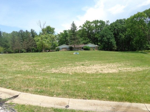 17001 Alexander Road, Walton Hills, OH 44146