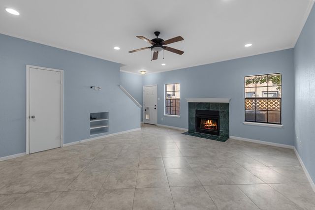 9800 Pagewood Lane 3103, Houston, TX 77042