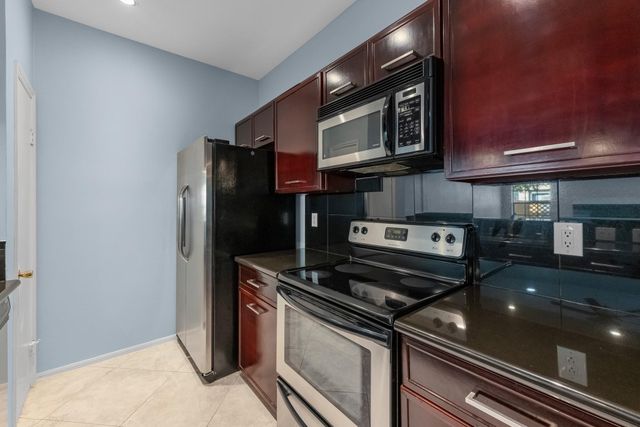 9800 Pagewood Lane 3103, Houston, TX 77042