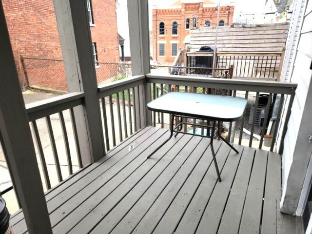 610 52nd St, Lawrenceville, PA 15201