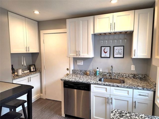 610 52nd St, Lawrenceville, PA 15201
