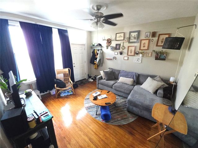 610 52nd St, Lawrenceville, PA 15201