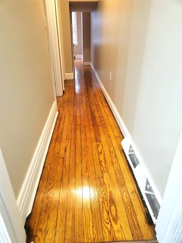 610 52nd St, Lawrenceville, PA 15201