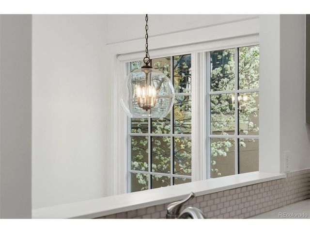 1380 Adams St, Denver, CO 80206