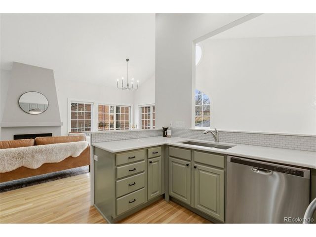 1380 Adams St, Denver, CO 80206