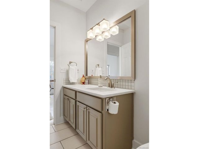 1380 Adams St, Denver, CO 80206