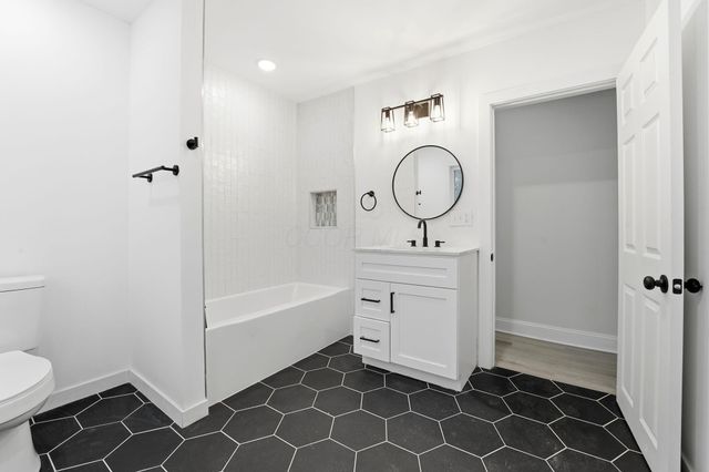 798 E Mithoff Street, Columbus, OH 43206