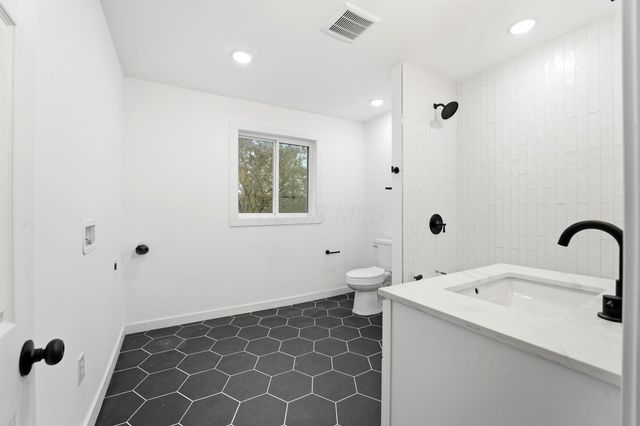 798 E Mithoff Street, Columbus, OH 43206