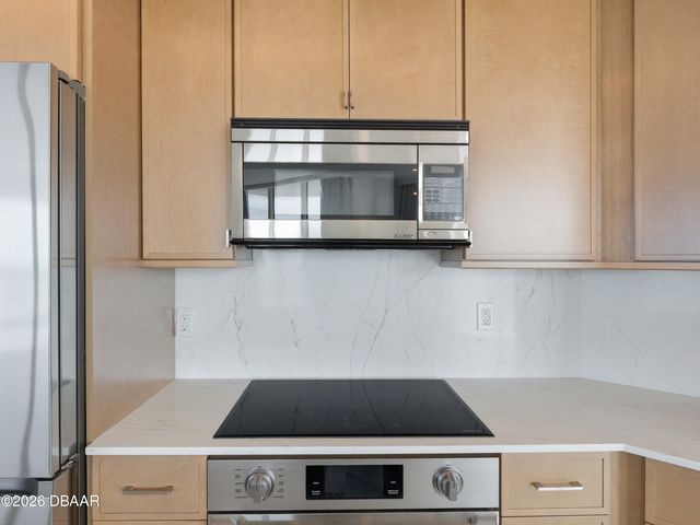 231 Riverside Dr Unit 1401, Holly Hill, FL 32117