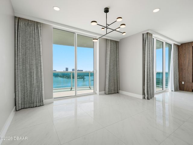 231 Riverside Dr Unit 1401, Holly Hill, FL 32117