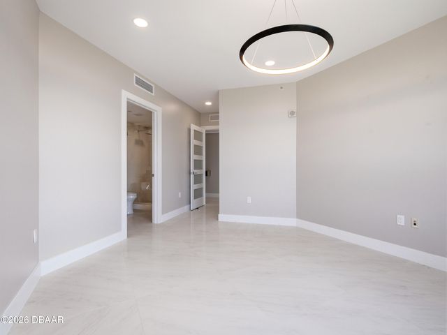 231 Riverside Dr Unit 1401, Holly Hill, FL 32117