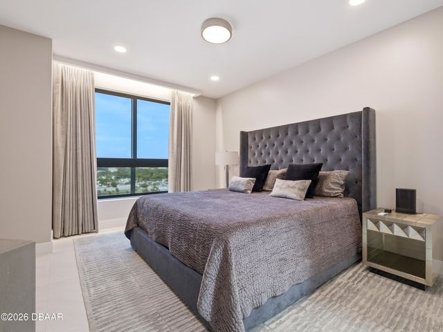 231 Riverside Dr Unit 1401, Holly Hill, FL 32117
