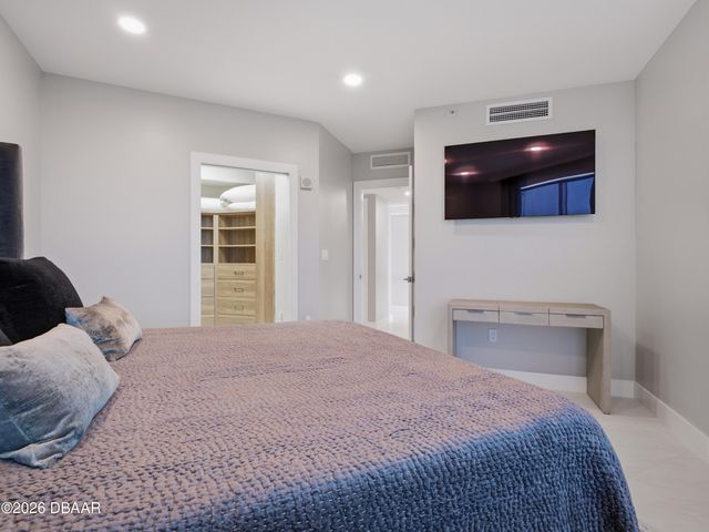 231 Riverside Dr Unit 1401, Holly Hill, FL 32117
