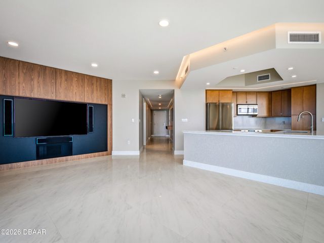 231 Riverside Dr Unit 1401, Holly Hill, FL 32117