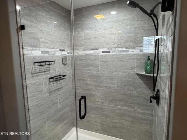 348 Colby Circle, Crossville, TN 38571