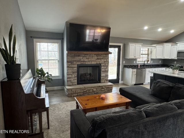 348 Colby Circle, Crossville, TN 38571