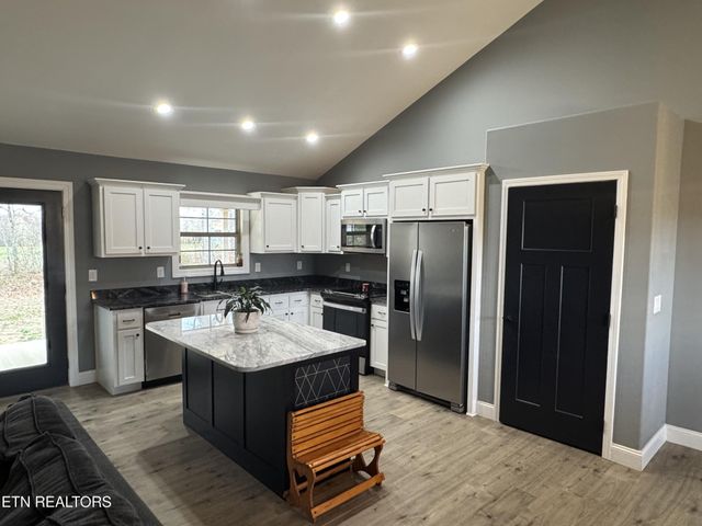 348 Colby Circle, Crossville, TN 38571