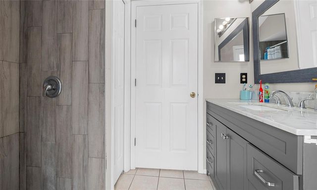 9327 PONTIAC DRIVE, Tampa, FL 33626