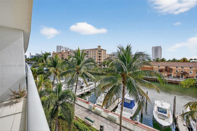 2950 NE 188th Street 302, Aventura, FL 33180