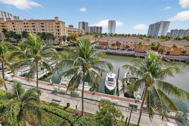 2950 NE 188th Street 302, Aventura, FL 33180