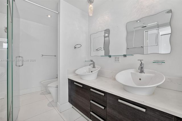 2950 NE 188th Street 302, Aventura, FL 33180