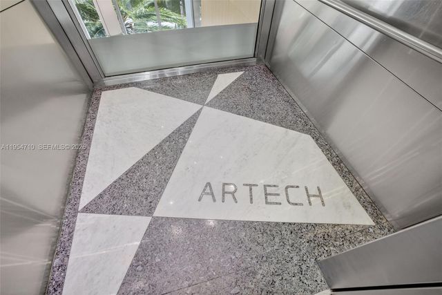 2950 NE 188th Street 302, Aventura, FL 33180