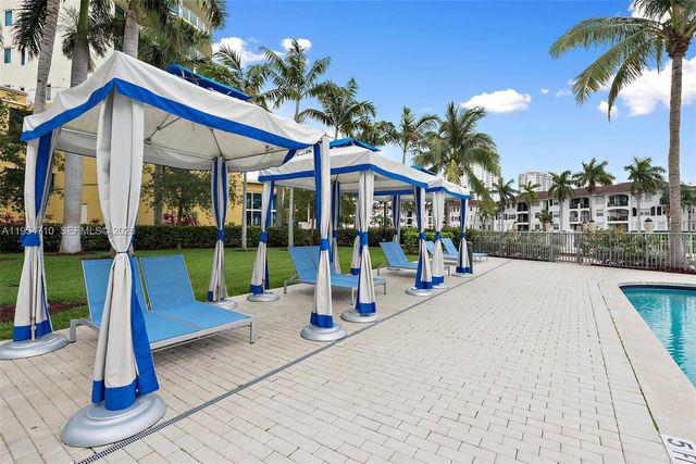 2950 NE 188th Street 302, Aventura, FL 33180