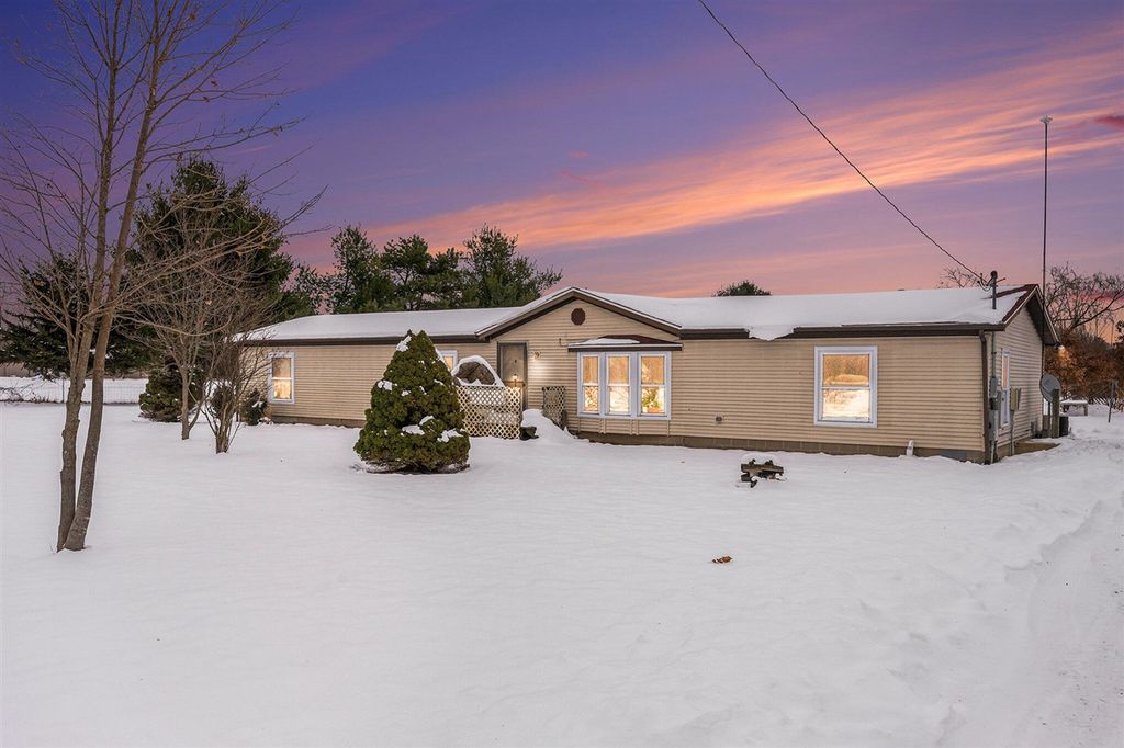 5607 S 28th Street, Kalamazoo, MI 49048