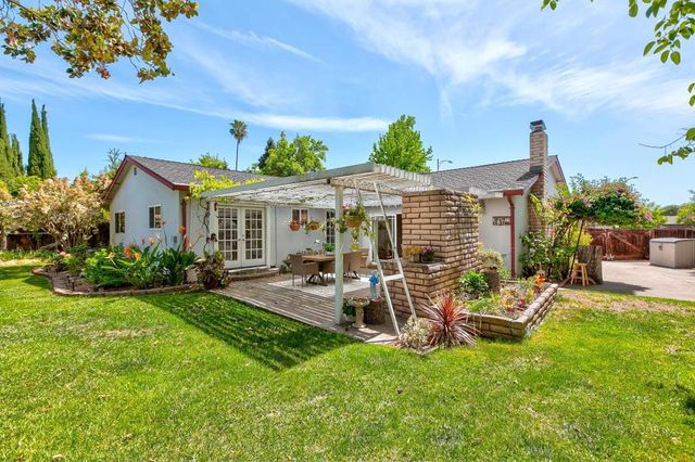 7685 Los Padres Court, Gilroy, CA 95020
