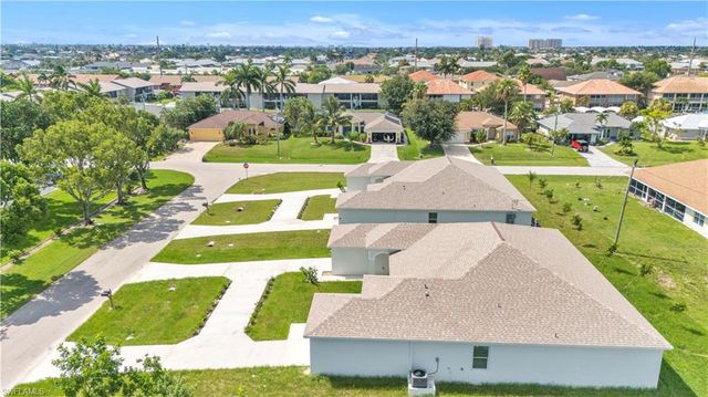 4620 SW 8th CT, Cape Coral, FL 33914
