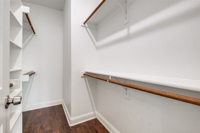 2918 Morgan Drive, Dallas, TX 75241