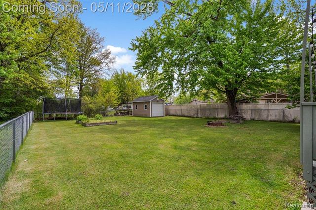 1520 Garden Street, Garden City, MI 48135