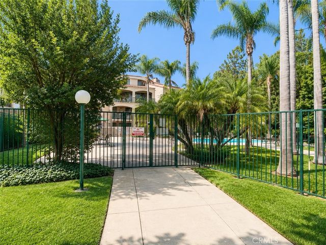 4201 Via Marisol, Los Angeles, CA 90042