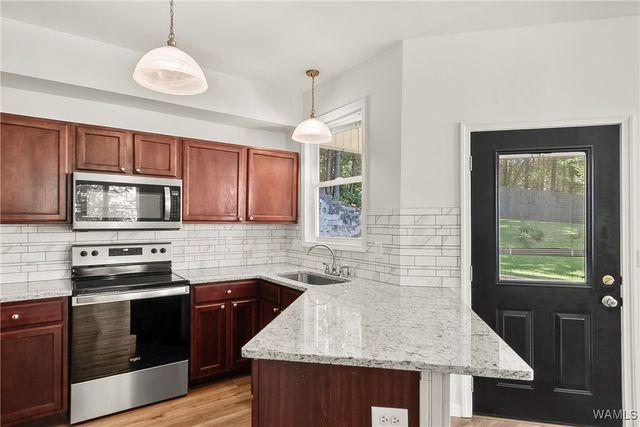 4007 Savanah, Northport, AL 35473