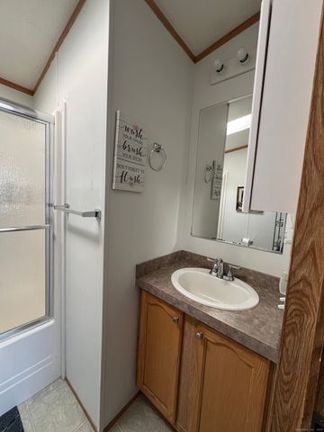 20 Barlow Drive, Mansfield, CT 06268