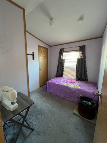 20 Barlow Drive, Mansfield, CT 06268